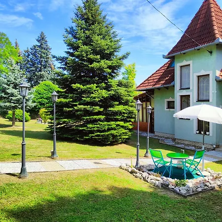 Balaton Garden Balatongyörök