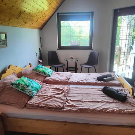 Balaton Garden Apartment *